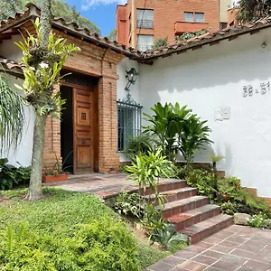 Casa Chipre By Wynwood House Apartahotel Medellín